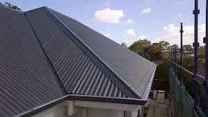 Best Roof Moss and Algae Removal  in Los Fresnos, TX